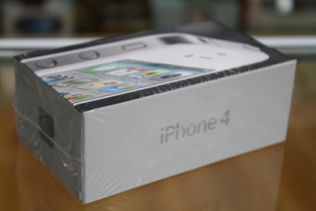 IPHONE 4  DESDE $2,499